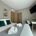 John Shelter Appartement Portimão