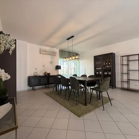 Lejlighed John Shelter *